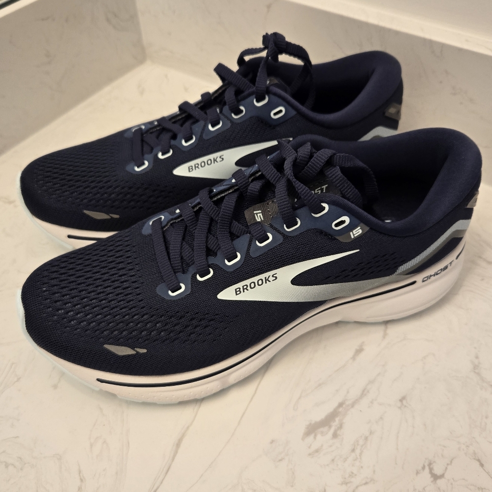 Brooks Running Shoes Ghost 15 size 8